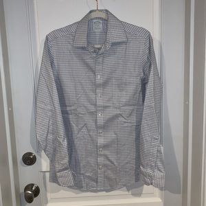 Brooks Brothers Men’s Stretch Milano Button Down